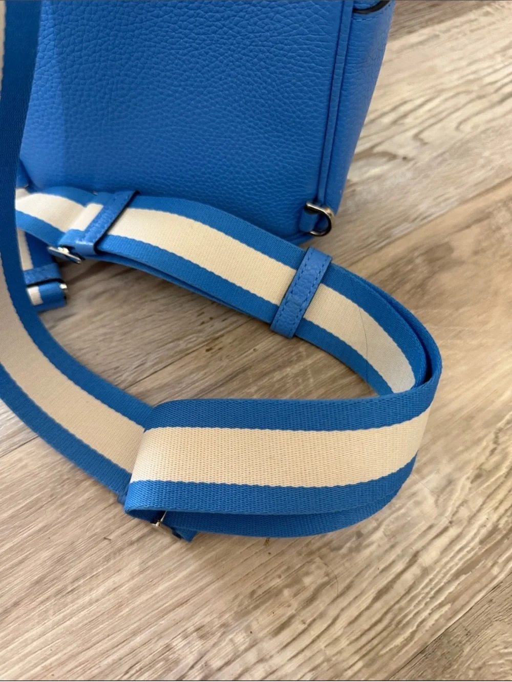 Kate Spade Emma Small Blue Pebbled Leather sling Backpack Like new $379 retail